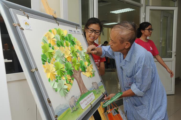 Bệnh[-]nhân[-]lý[-]cam[-]kết[-]không[-]dùng[-]sừng[-]tê[-]để[-]trị[-]ung[-]thư